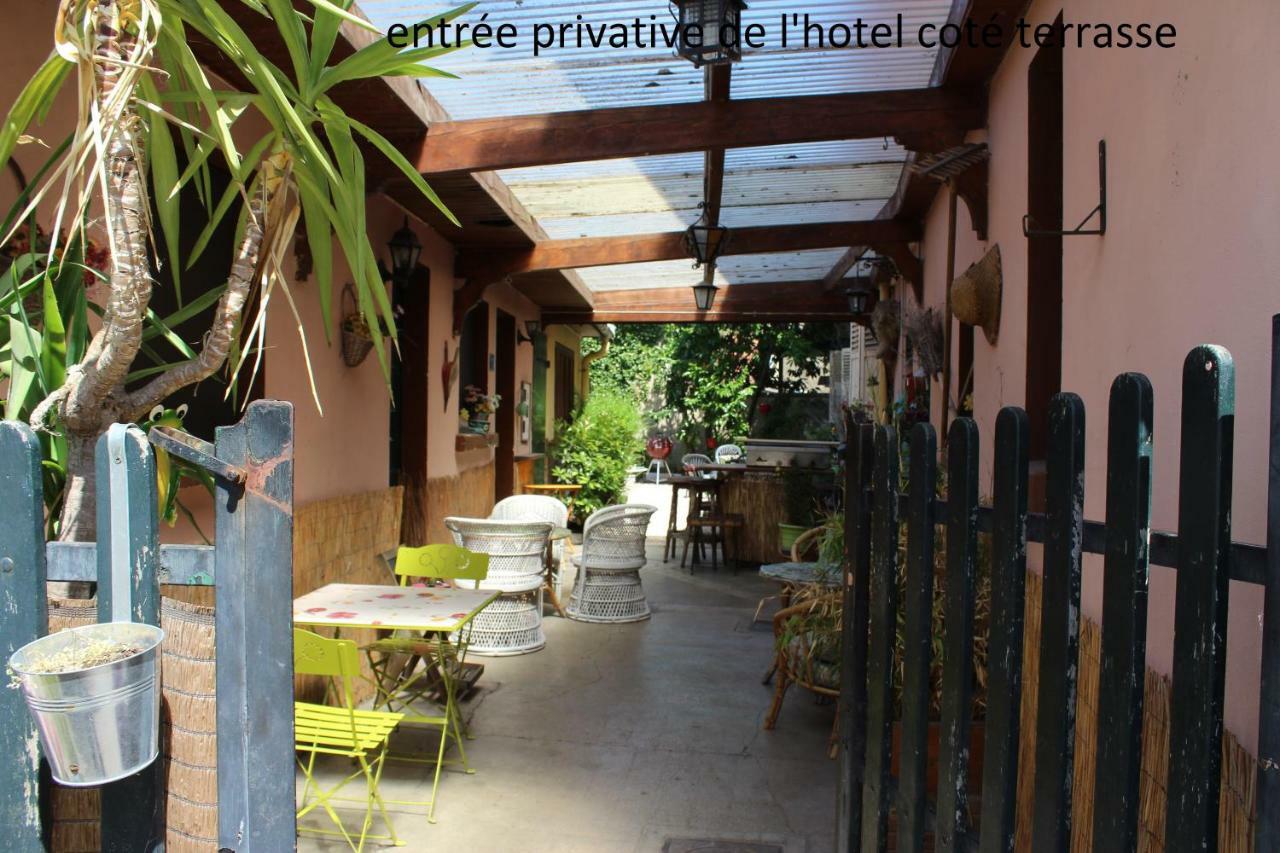 Hotel Le Dervois Montier-en-Der Eksteriør bilde