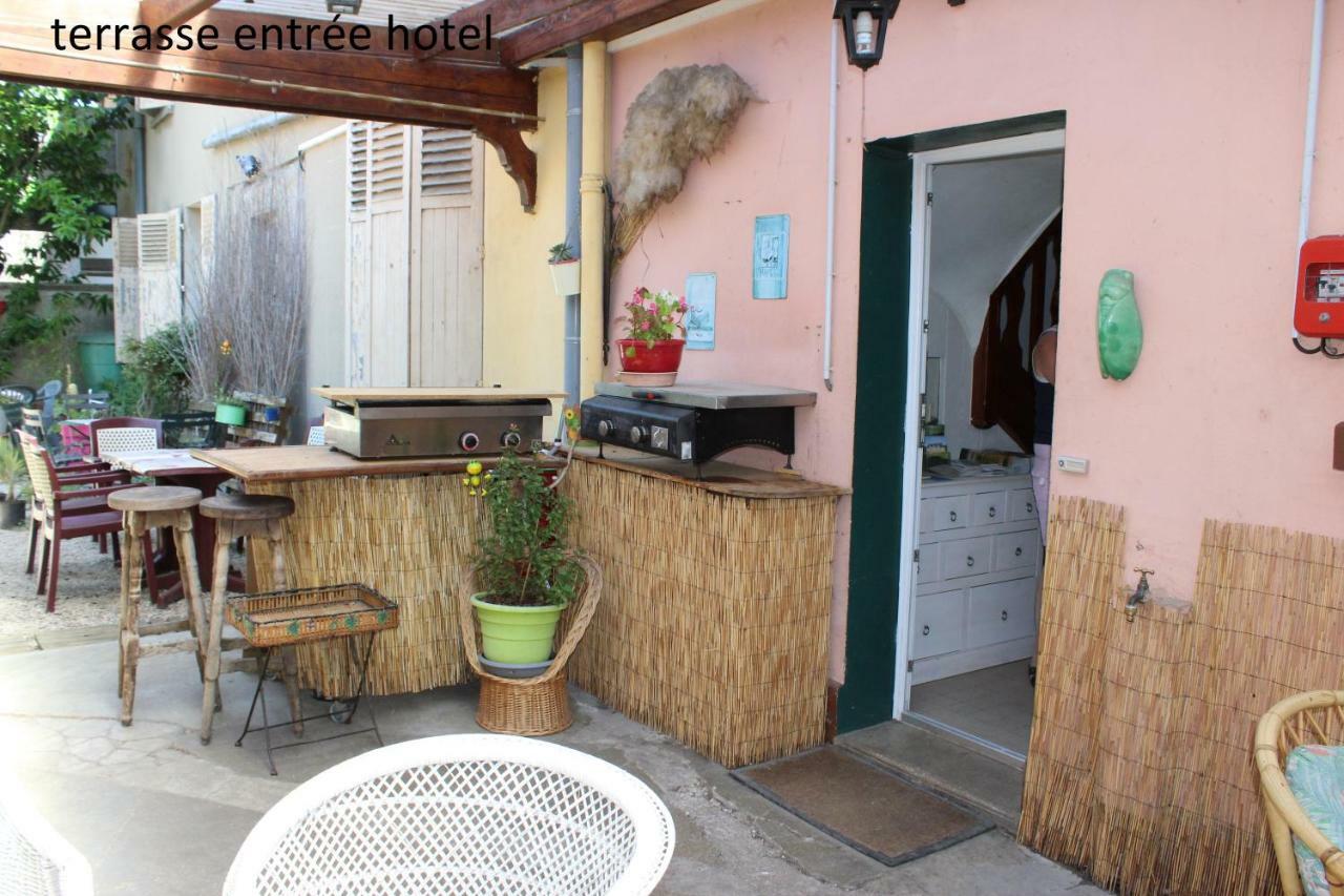 Hotel Le Dervois Montier-en-Der Eksteriør bilde